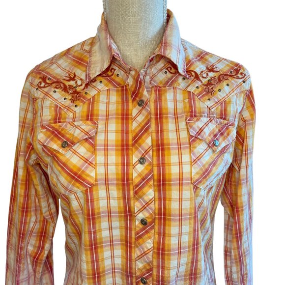Cutie Bleached Women's Western Style Button Down Shirt - Picture 2 of 5